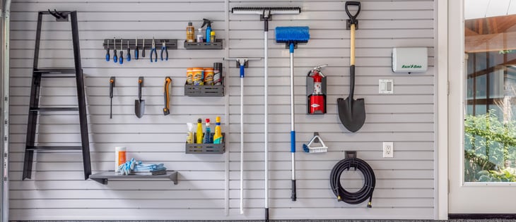 Maximize Garage Space: Choosing the Best Wall Panels for Organization - Garage Living Slatwall & LINEA Accessories