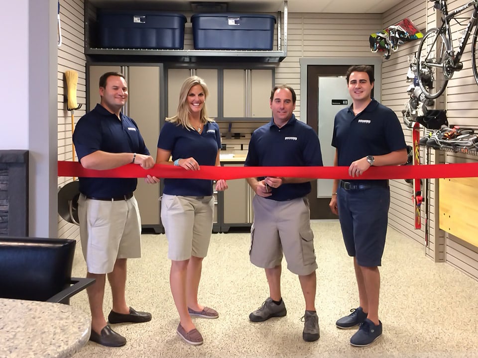 gl-ribbon-cutting