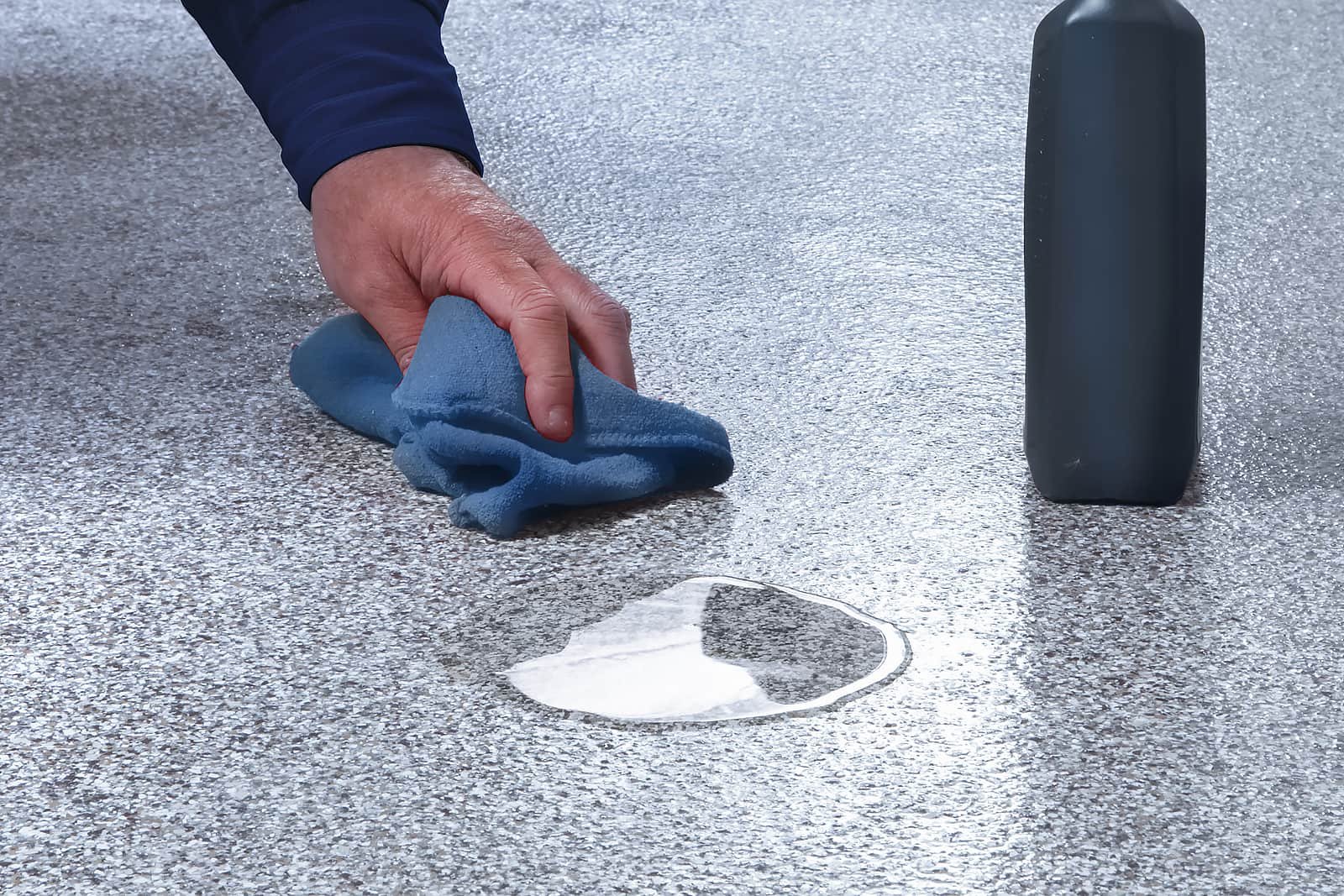 Floortex floor coating allows for quick and easy spill cleanup - Garage Living