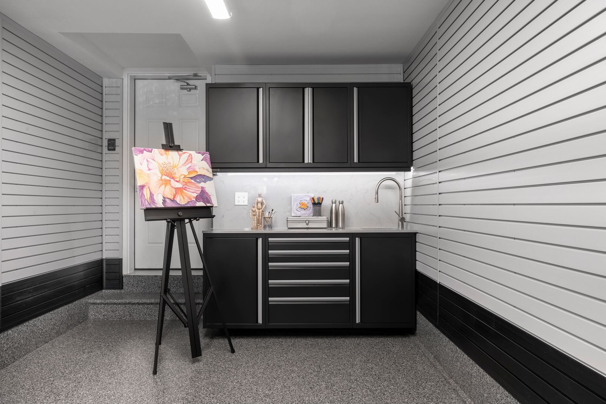 Small Signature Cabinetry Garage by Garage Living