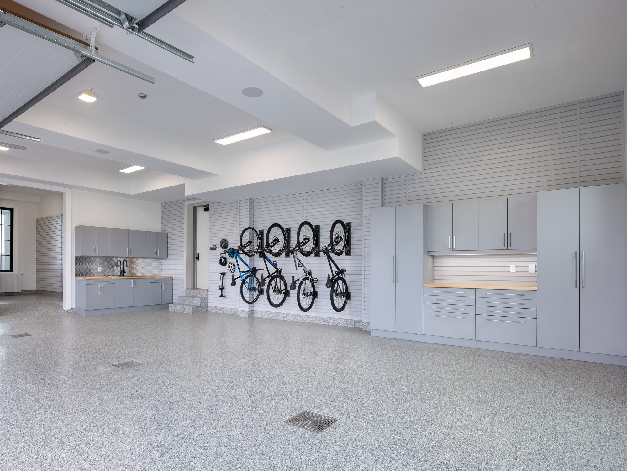 TECNICA Cabinetry System - Garage Living