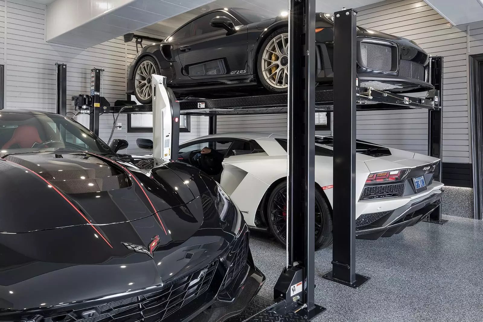 Double car lift - Garage Living